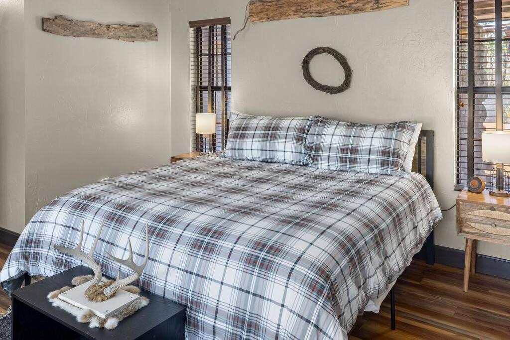 Stonegate Lodge Bear'S Den Kitchen, Pool, Firepit, Wifi ,Smart Tvs Eureka Springs Exterior photo